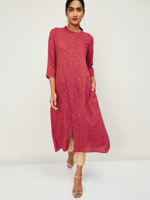 

Melange by Lifestyle Women Red Geometric Printed Kurta