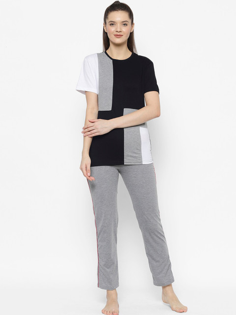 

VIMAL JONNEY Women Black & Grey Colourblocked Night suit