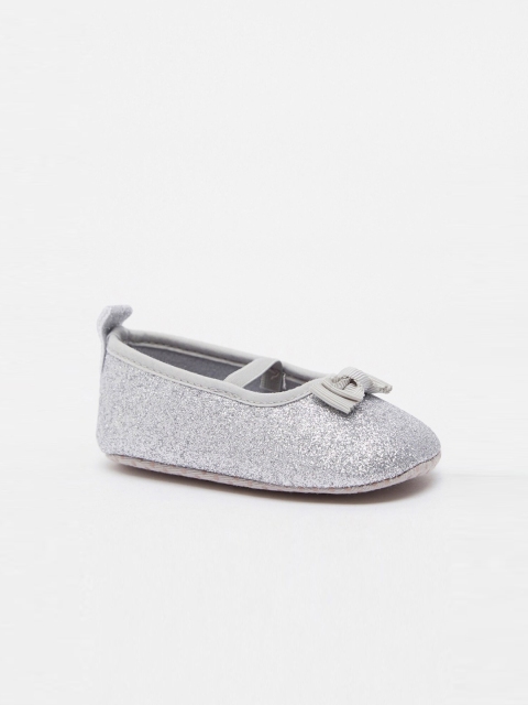 

shoexpress Girls Silver-Toned Glitter Party Ballerinas with Bows Flats