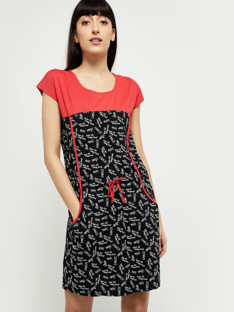 

max Red Printed Nightdress