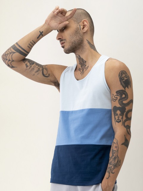 

DAMENSCH Men Blue & White Colourblocked Pure Cotton T-shirt