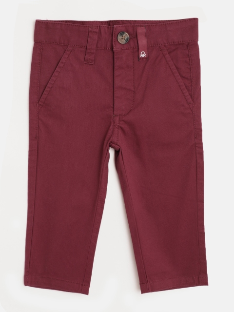 

United Colors of Benetton Boys Burgundy Solid Chinos