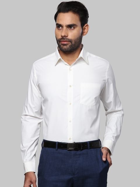 

Next Look Men White Slim Fit Opaque Casual Shirt