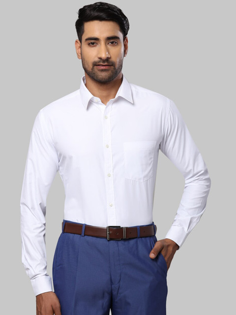 

Next Look Men White Slim Fit Opaque Formal Shirt