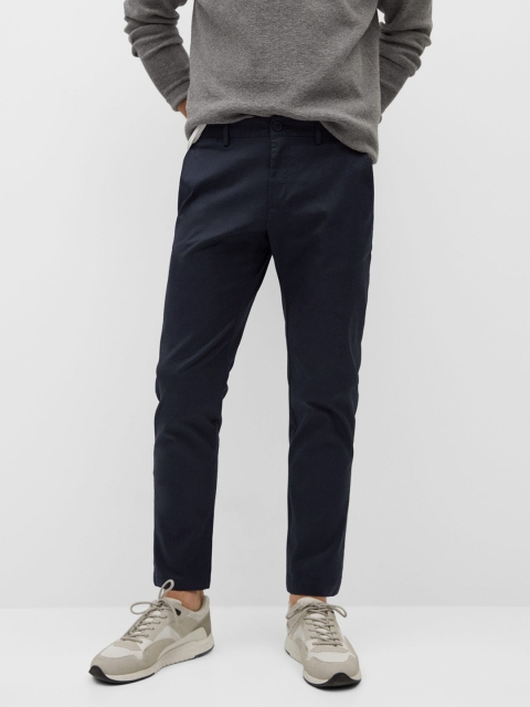 

MANGO MAN Navy Blue Solid Tapered Fit Trousers