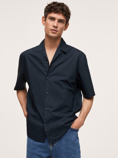 

MANGO MAN Navy Blue Pure Cotton Solid Casual Shirt