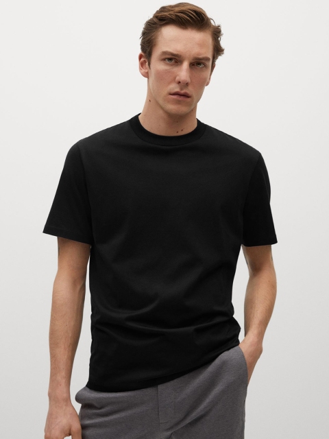 

MANGO MAN Black Solid Organic Cotton T-shirt