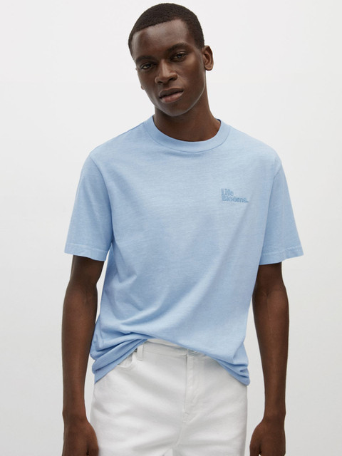 

MANGO MAN Blue Solid Pure Cotton T-shirt