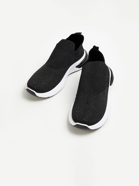 

Ginger by Lifestyle Women Black Woven Design Slip-On Sneakers