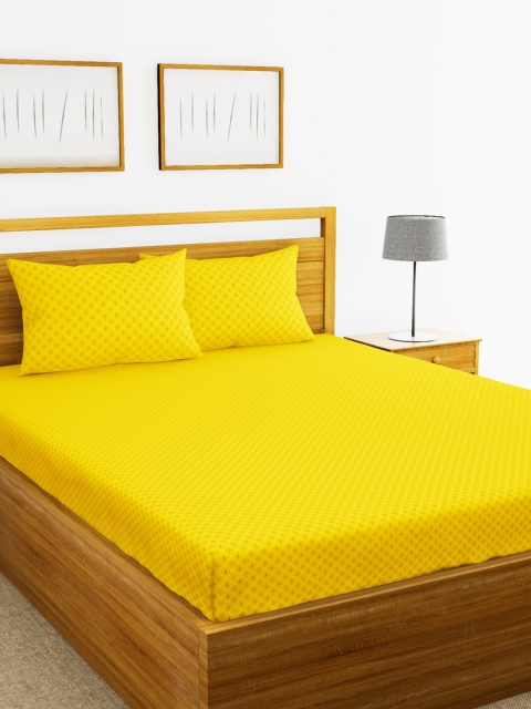 

BIANCA Yellow Geometric 144 TC Pure Cotton King Bedsheet with 2 Pillow Covers