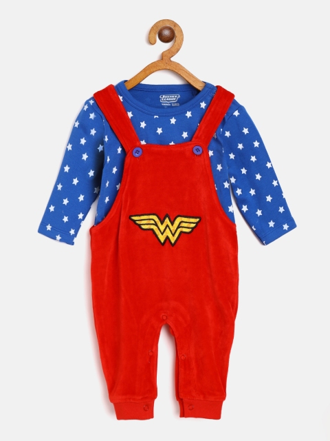 

Moms Love Infant Girls Blue & Red Printed Pure Cotton Tee & Wonder Woman Logo Dungarees