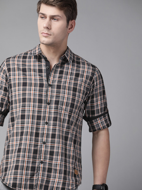 

Roadster Men Black & Grey Checked Pure Cotton Casual Shirt