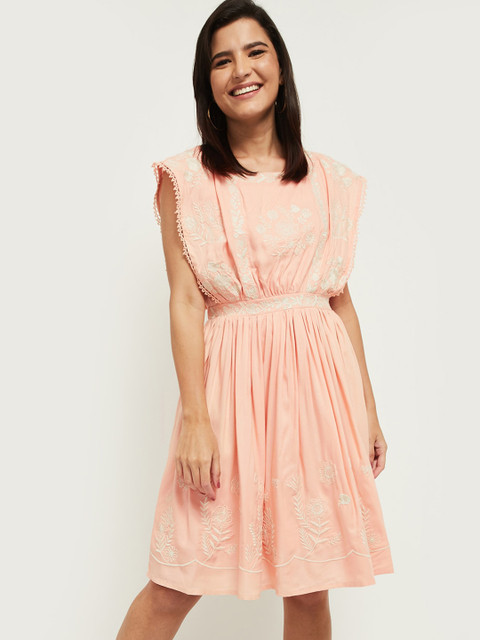 

max Peach-Coloured Dress