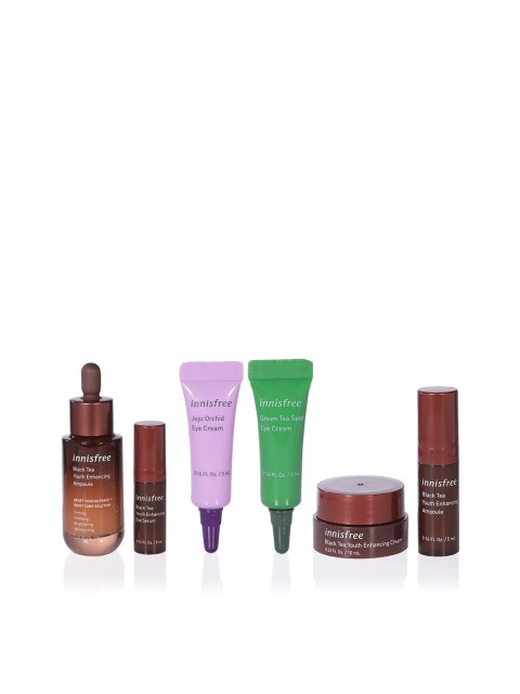 

Innisfree Intensive Night Care with Black Tea Set, Brown