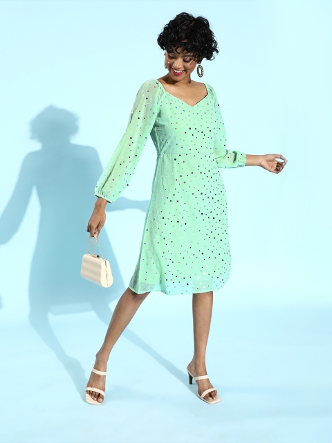 

DODO & MOA Women Gorgeous Green Sleek Dress