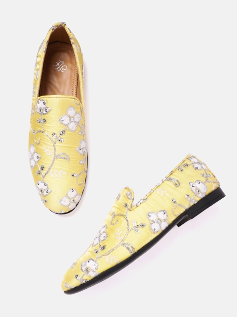 

House of Pataudi Men Yellow & Silver-Toned Embroidered Handcrafted Slip-Ons