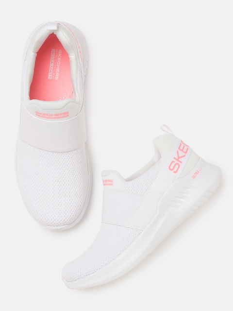 

Skechers Women White & Pink GO RUN MOJO 2.0-ARRIVE Running Shoes