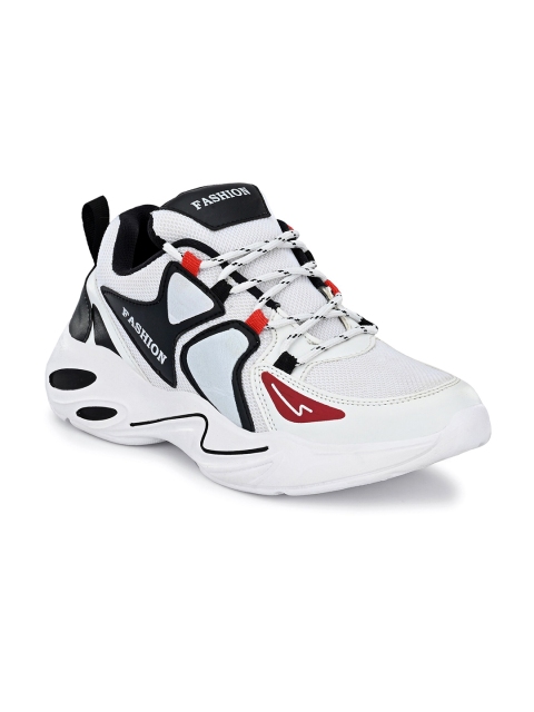 

BUCIK Men White & Black Running Shoes