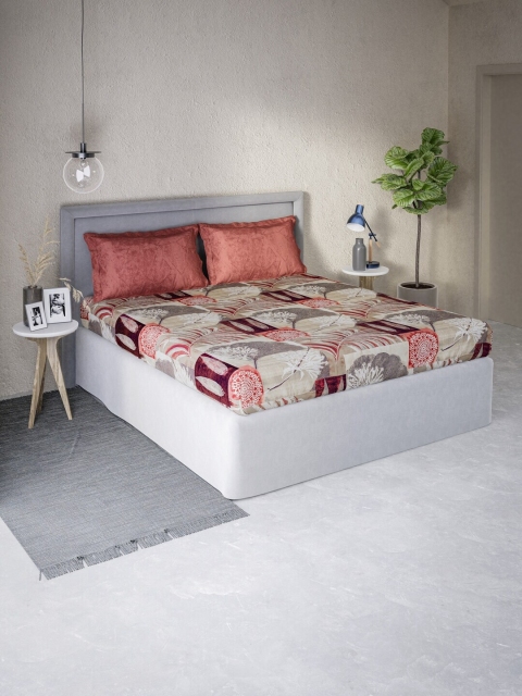 

DDecor Red & Grey Floral 130 TC Queen Bedsheet with 2 Pillow Covers