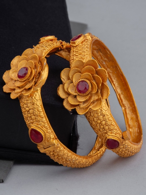 

Alankruthi Set Of 2 Gold-Plated Pink Stone-Studded Flower Bangles