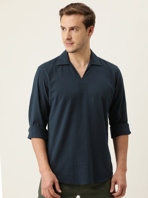 

IVOC Men Navy Blue Polo Collar Slim Fit T-shirt