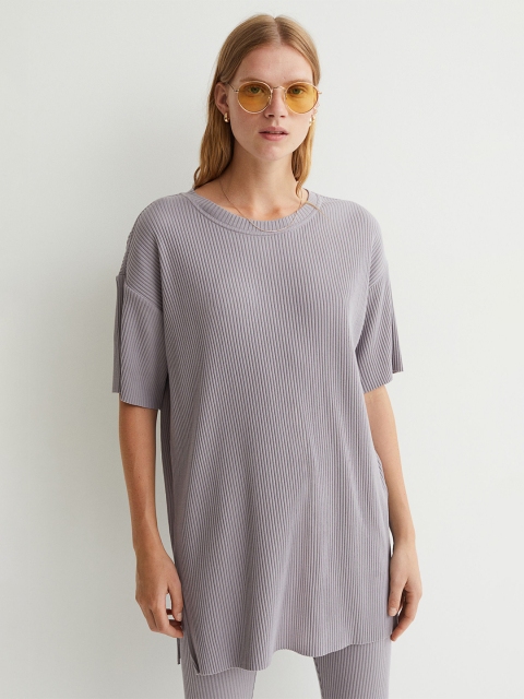 

H&M Women Grey Ribbed T-shirt