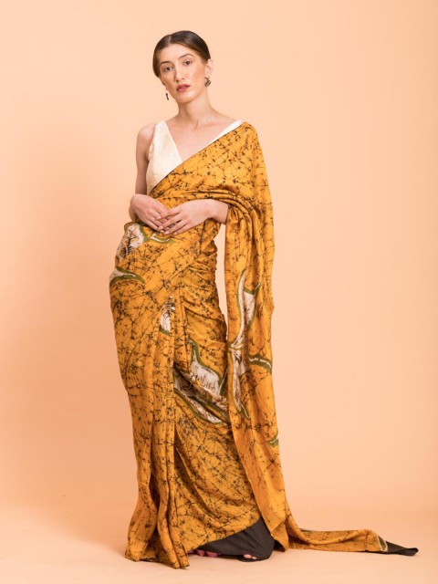

Suta Yellow & Black Batik Mulberry Silk Handloom Saree