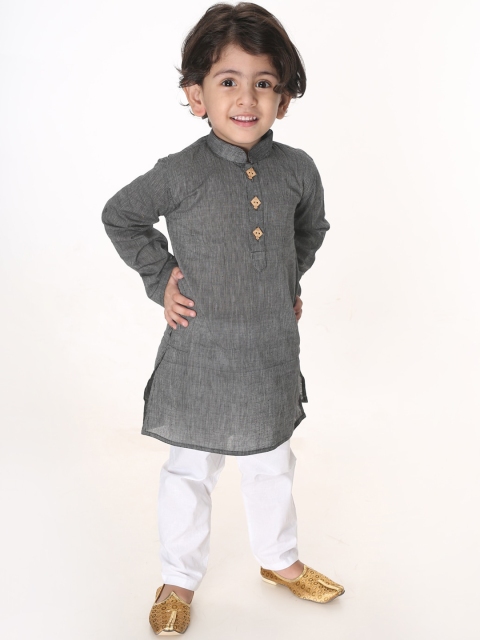 

VASTRAMAY SISHU Boys Black Striped Regular Pure Cotton Kurta with Pyjamas