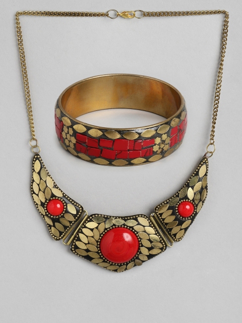 

Carlton London Women Red Antique Gold-Plated Stone Studded Jewellery Set