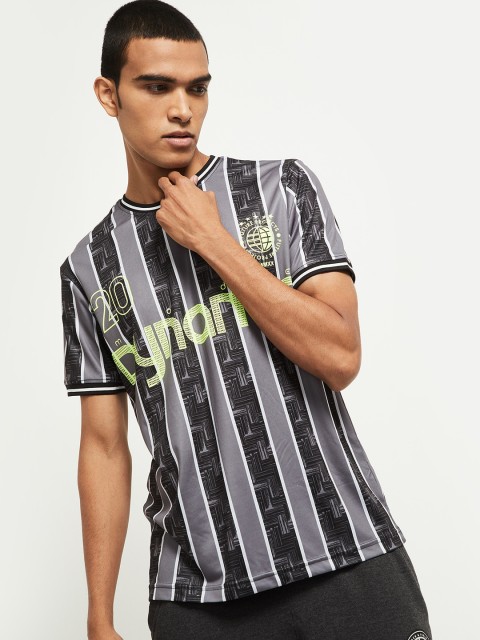 

max Men Black & Grey Striped T-shirt