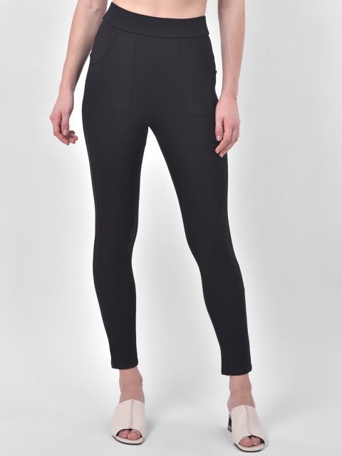 

Latin Quarters Women Black Solid Jeggings