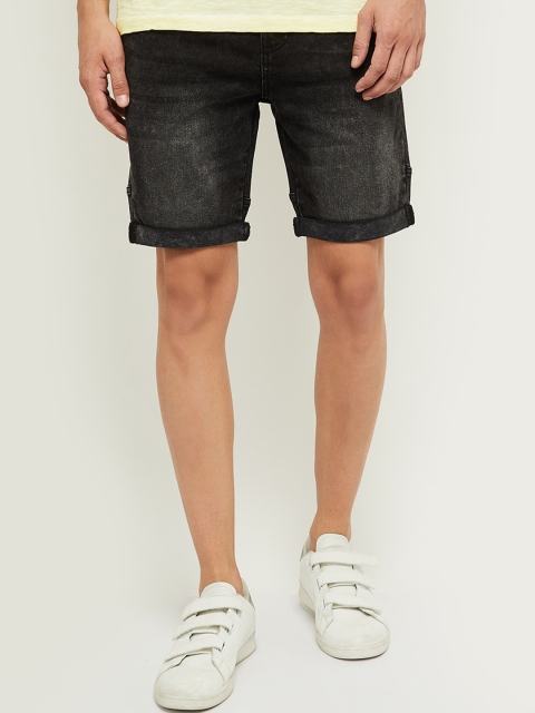 

max Men Black Washed Denim Shorts