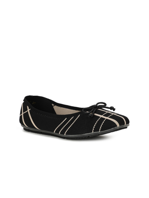 

Bruno Manetti Women Black & Beige Printed Mojaris with Bows Flats