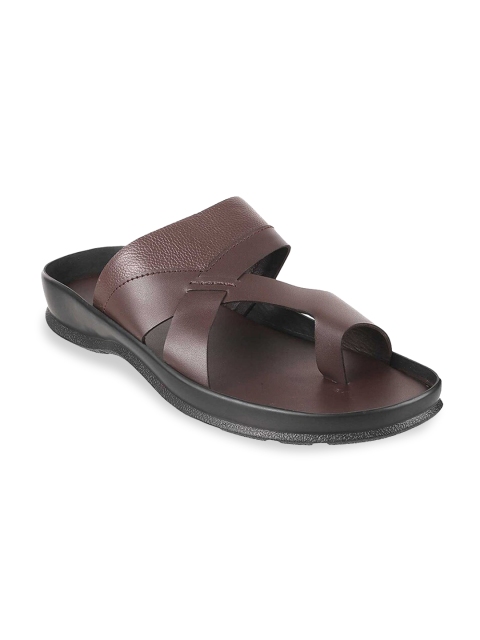 

Metro Men Brown Leather Comfort Sandals