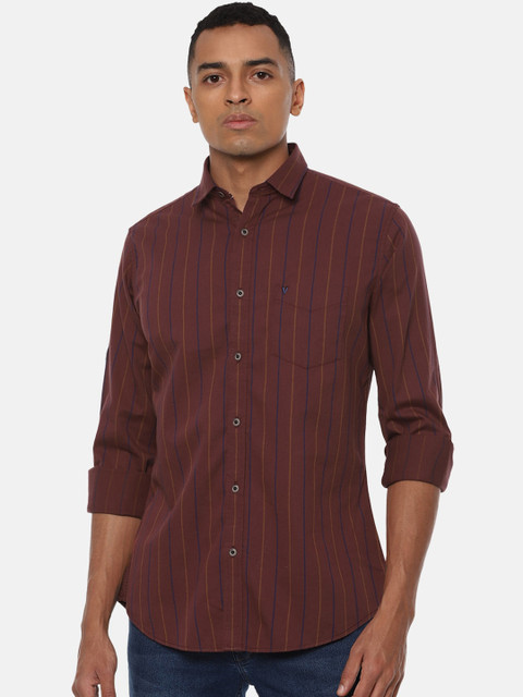 

VAN HEUSEN DENIM LABS Men Maroon Slim Fit Opaque Striped Casual Shirt