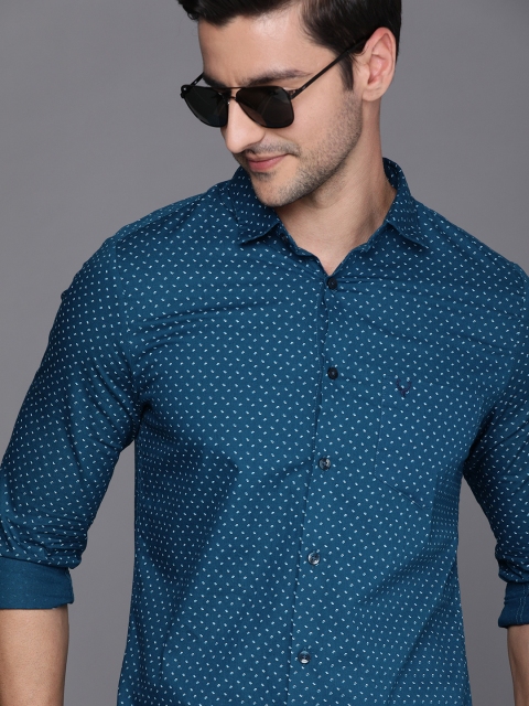 

Allen Solly Men Teal Blue & White Printed Modern Slim Fit Casual Shirt