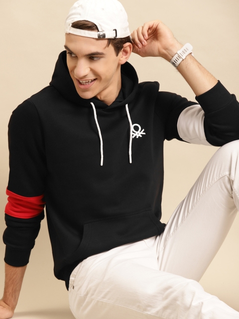 

United Colors of Benetton Men Black Solid Hooded Sweatshirt