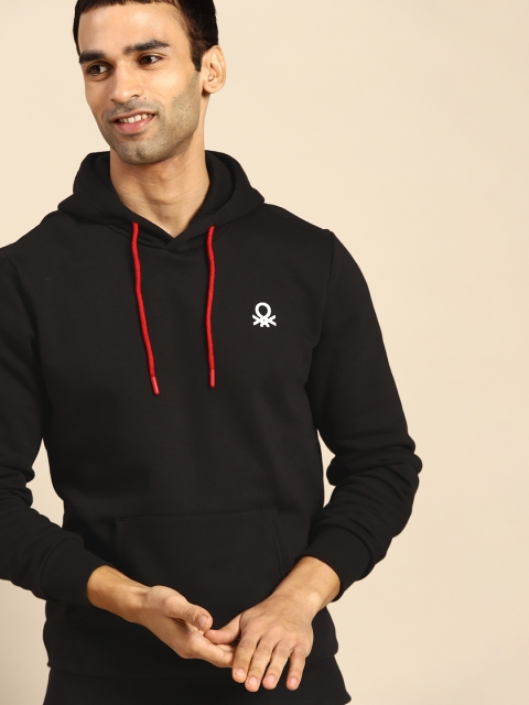 

United Colors of Benetton Men Black Solid Hooded Sweatshirt