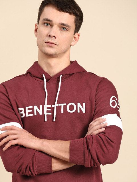 

United Colors of Benetton Men Burgundy Brand Logo Printed Hooded Sweatshirt