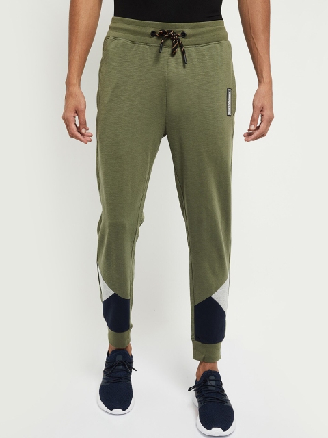

max Men Olive Green Solid Joggers