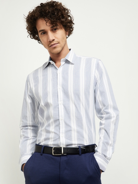 

max Men Blue & White Vertical Striped Pure Cotton Semiformal Shirt