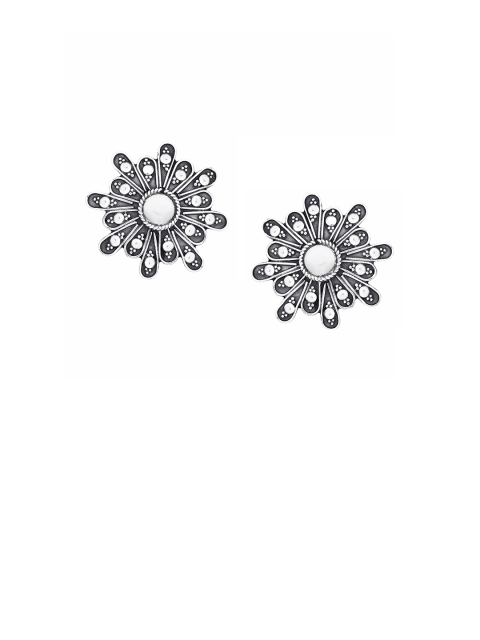 

ahilya 92.5 Sterling Silver Stud Earrings