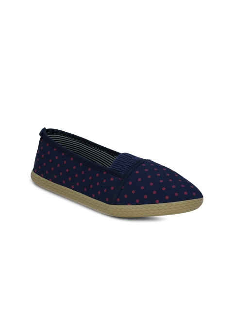 

Get Glamr Women Blue & Red Printed Sneakers