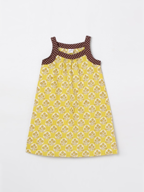 

max Girls Yellow & White Floral Printed Flared Sleeves Kurta