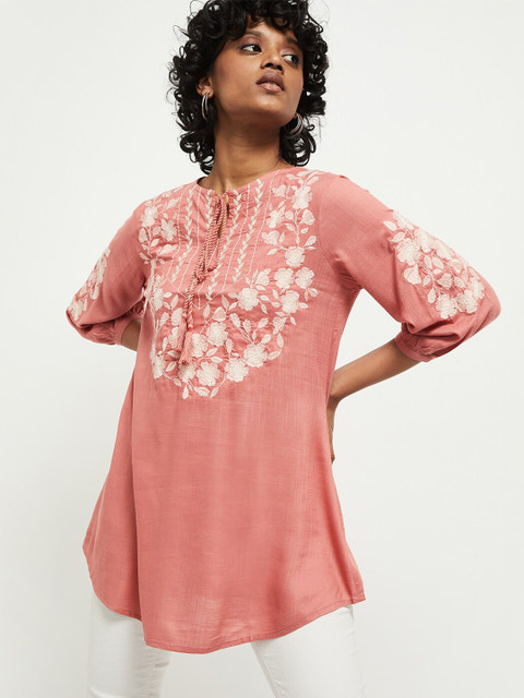 

max Women Pink & White Viscose Rayon Embroidered Tunic
