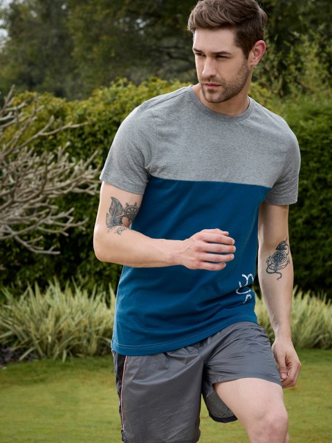 

one8 x PUMA Men Blue & Grey Colourblocked T-shirt