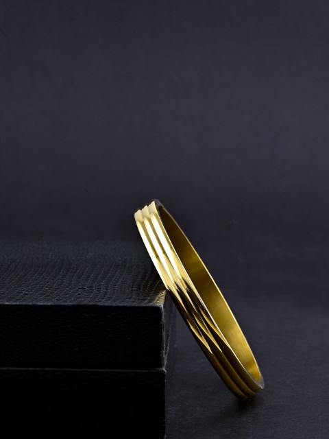 

Tistabene Men Classic Golden Stainless Steel Bracelet, Gold