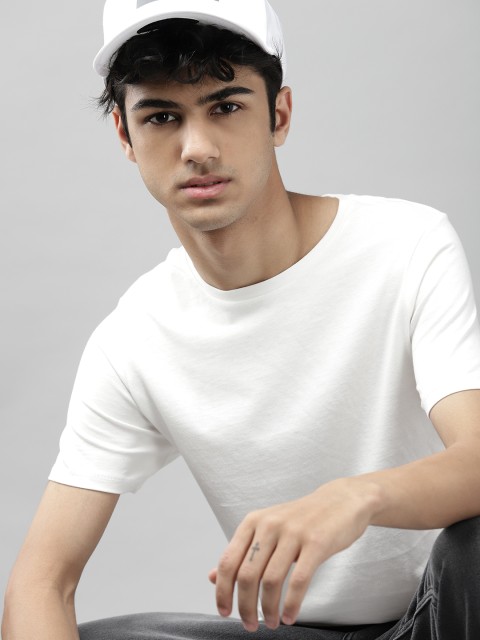 

UTH by Roadster Boys White Pure Cotton Solid T-shirt