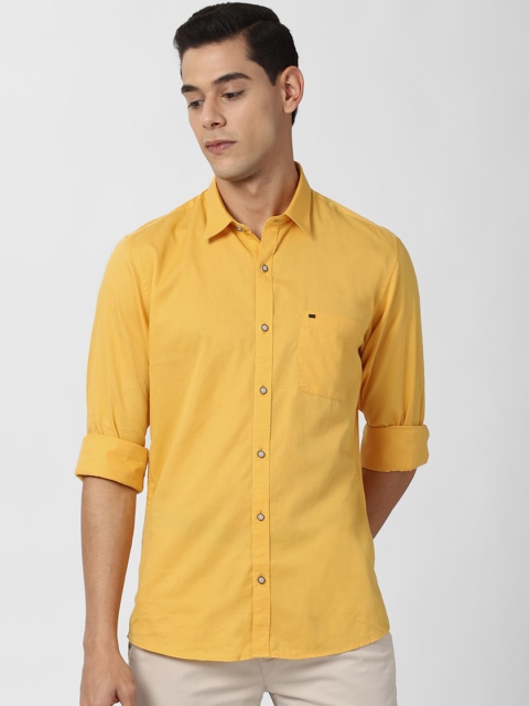 

Peter England Casuals Men Yellow Slim Fit Opaque Cotton Casual Shirt