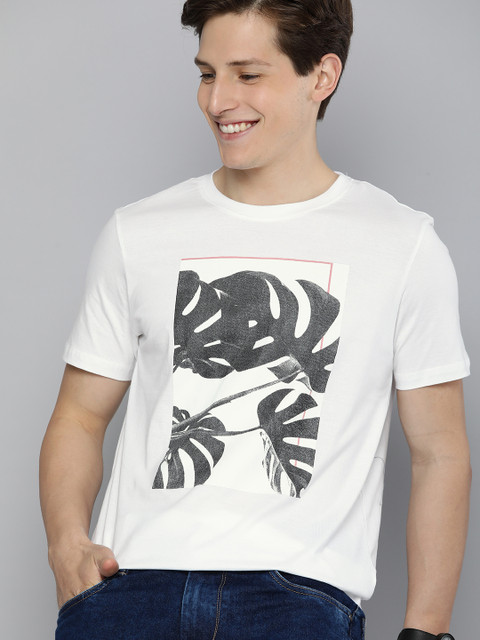 

Mast & Harbour Men White Printed Round Neck Pure Cotton T-shirt
